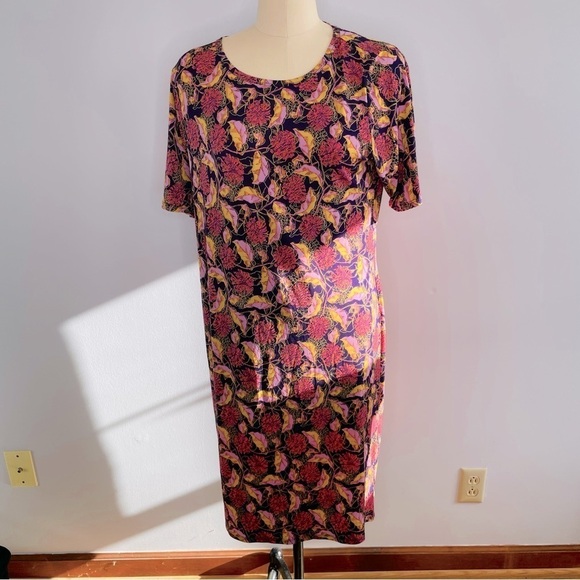 LuLaRoe Floral Julia Dress- Dark Purple with Multicolored Flowers- Size 2XL - Picture 1 of 7